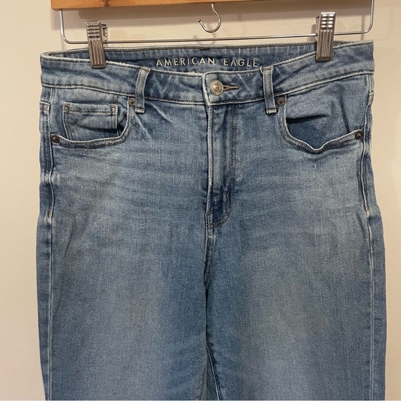 American Eagle Mom Jeans - Picture 6 of 6